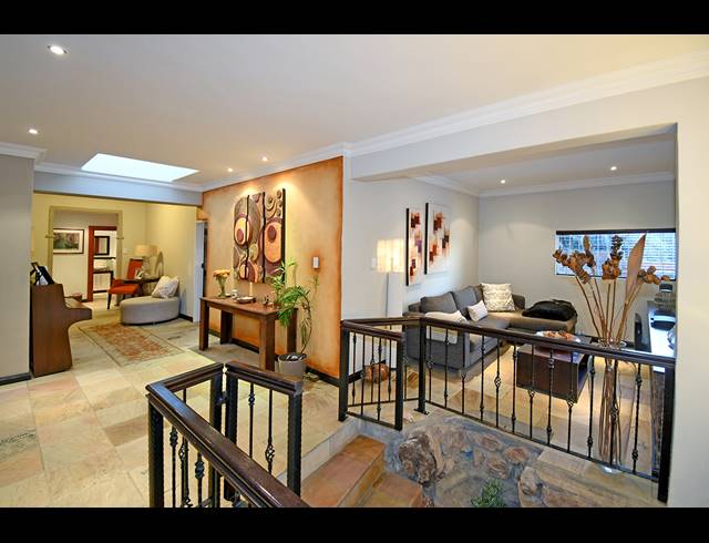4 BEDROOM HOUSE FOR SALE IN KENSINGTON